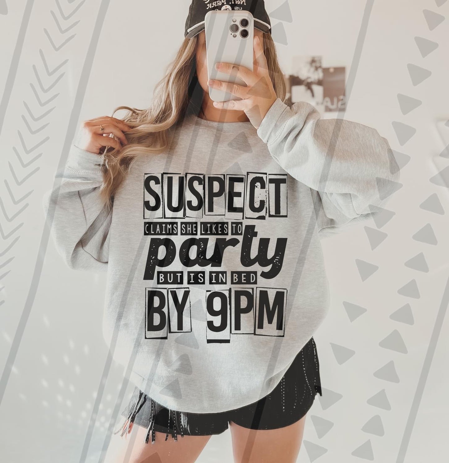 SUSPECT CREWNECK